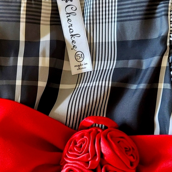 Girls Holiday Dress - Picture 1 of 6